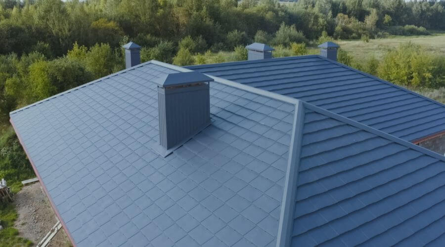 Professional gutter cleaning in Reynolds, IL
